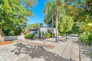 11 SW 4th St, Delray Beach, FL 33444 - Photo 22