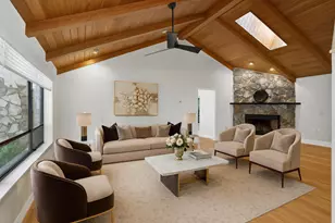 5564 Whirlaway Rd, Palm Beach Gardens, FL 33418 - Photo 6