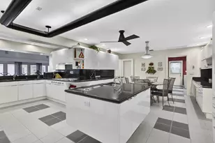 5564 Whirlaway Rd, Palm Beach Gardens, FL 33418 - Photo 14