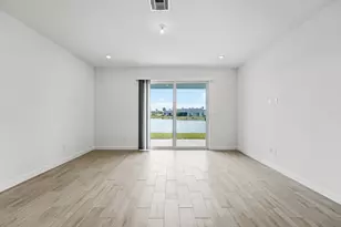 3765 Harborside Ave, Fort Pierce, FL 34946 - Photo 14