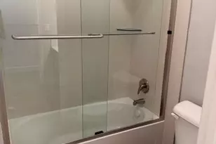 835 NE 191st St, Miami, FL 33179 - Photo 22