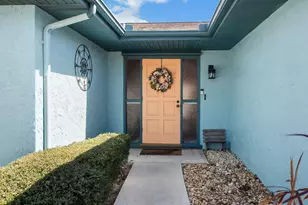 2621 SE Delong Rd, Port Saint Lucie, FL 34952 - Photo 6