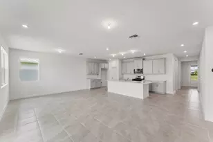 10952 SW Orana Dr, Port Saint Lucie, FL 34987 - Photo 4