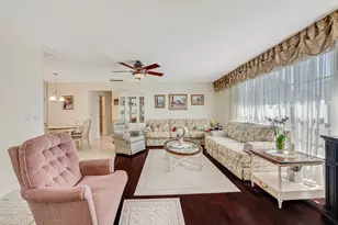 7206 W Oakridge Cir, Lake Worth, FL 33462 - Photo 14