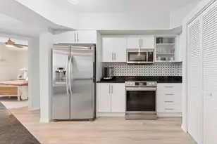 600 S Dixie Hwy Hwy, West Palm Beach, FL 33401 - Photo 2