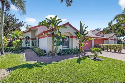 7613 Lexington Club Boulevard #B, Delray Beach, FL 33446 - Photo 2