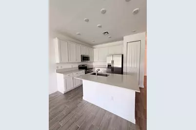 5610 Divine Drive, Delray Beach, FL 33484 - Photo 8