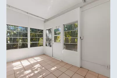 8903 Oak Street, Boynton Beach, FL 33436 - Photo 32