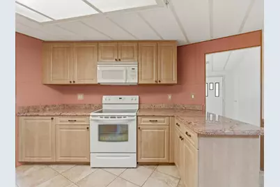 8903 Oak Street, Boynton Beach, FL 33436 - Photo 24