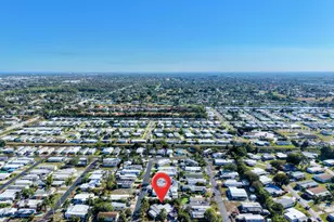 8903 Oak St, Boynton Beach, FL 33436 - Photo 38