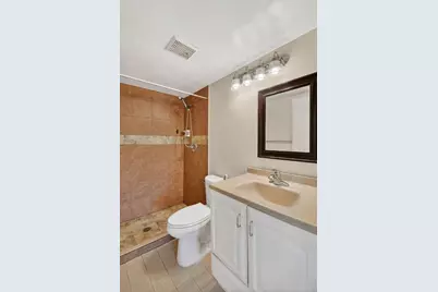 1013 Green Pine Boulevard #G1, West Palm Beach, FL 33409 - Photo 28