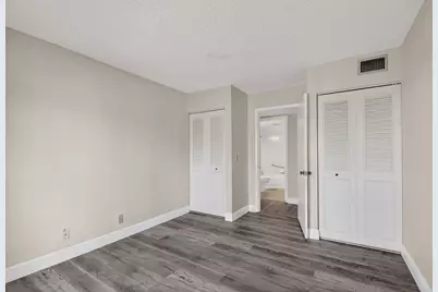 1013 Green Pine Boulevard #G1, West Palm Beach, FL 33409 - Photo 32