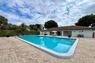 2840 S Oakland Forest Dr, Oakland Park, FL 33309 - Photo 44