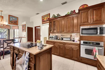 5172 NW 84th Road, Pompano Beach, FL 33067 - Photo 14