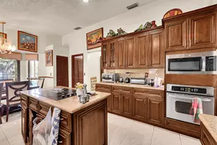 5172 NW 84th Rd, Coral Springs, FL 33067 - Photo 14