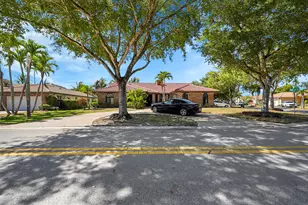 5172 NW 84th Rd, Coral Springs, FL 33067 - Photo 1