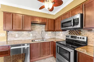 9118 Boca Gardens Pkwy, Boca Raton, FL 33496 - Photo 16