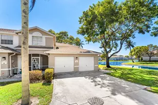 9118 Boca Gardens Pkwy, Boca Raton, FL 33496 - Photo 4