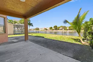 9709 Wyeth Ct, Wellington, FL 33414 - Photo 2