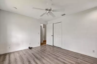 997 SW Eureka Avenue, Port Saint Lucie, FL 34953 - Photo 6