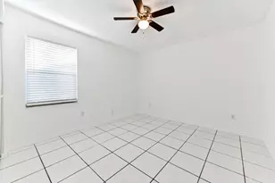 7902 Burlwood Ln, Lake Worth, FL 33467 - Photo 24