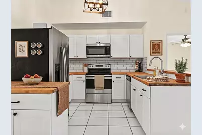 7902 Burlwood Lane, Lake Worth, FL 33467 - Photo 14