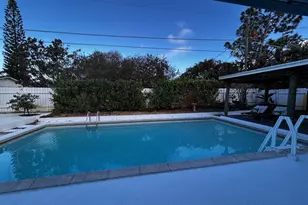 1301 SE Sandpiper Ln, Stuart, FL 34996 - Photo 6