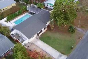 1301 SE Sandpiper Ln, Stuart, FL 34996 - Photo 50