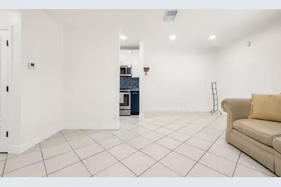 299 SW 7th Street #106, Boca Raton, FL 33432 - Photo 10