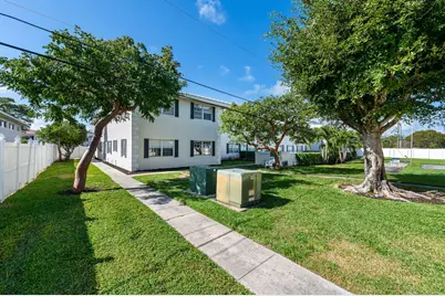 299 SW 7th Street #106, Boca Raton, FL 33432 - Photo 24