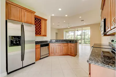 8908 Champions Way, Port Saint Lucie, FL 34986 - Photo 10