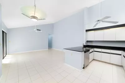 1139 Summit Trail Circle #A, West Palm Beach, FL 33415 - Photo 12