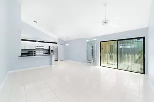 1139 Summit Trail Cir, West Palm Beach, FL 33415 - Photo 2