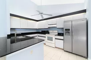 1139 Summit Trail Cir, West Palm Beach, FL 33415 - Photo 10