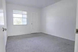 2003 Lincoln A, Boca Raton, FL 33434 - Photo 16