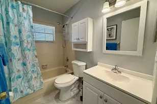 5850 Summerfield Ct, Fort Pierce, FL 34982 - Photo 8