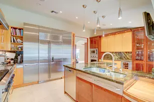 1191 Emerald Ln, Singer Island, FL 33404 - Photo 20