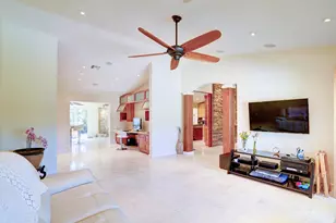 1191 Emerald Ln, Singer Island, FL 33404 - Photo 10