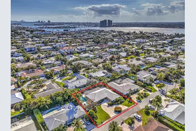 1191 Emerald Drive, Singer Island, FL 33404 - Photo 12