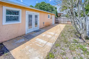 3578 Coconut Rd, Palm Springs, FL 33461 - Photo 24