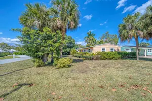 3578 Coconut Rd, Palm Springs, FL 33461 - Photo 16