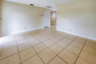 3578 Coconut Rd, Palm Springs, FL 33461 - Photo 6