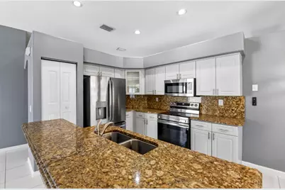 6778 Las Colinas Street, Lake Worth, FL 33463 - Photo 10