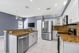 6778 Las Colinas St, Lake Worth, FL 33463 - Photo 8