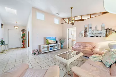 122 N Naranja Avenue, Port Saint Lucie, FL 34983 - Photo 2