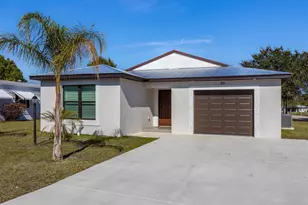 39 Villa Blanca, Fort Pierce, FL 34951 - Photo 1