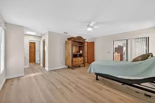 2477 SW Chestnut Ln, Port Saint Lucie, FL 34953 - Photo 20