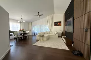 13266 St Tropez Cir, Palm Beach Gardens, FL 33410 - Photo 4