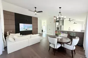 13266 St Tropez Cir, Palm Beach Gardens, FL 33410 - Photo 2