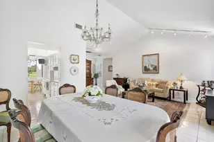 3706 Bridgewood Dr, Boca Raton, FL 33434 - Photo 12